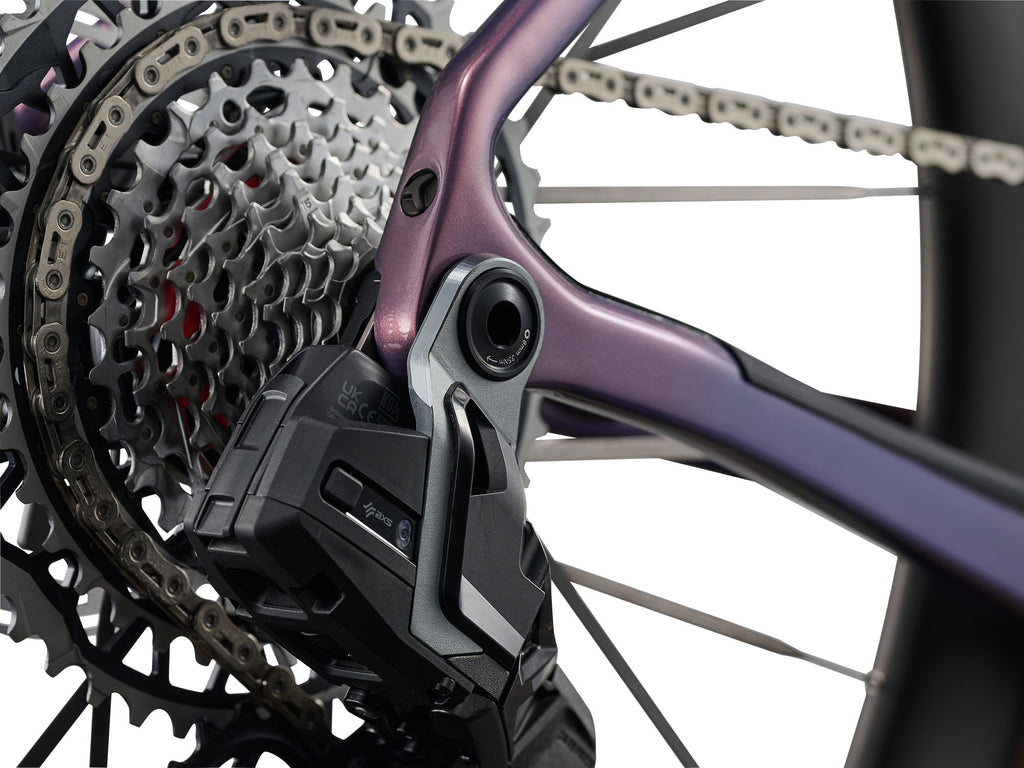 Giant Revolt Advanced SL 1 2027