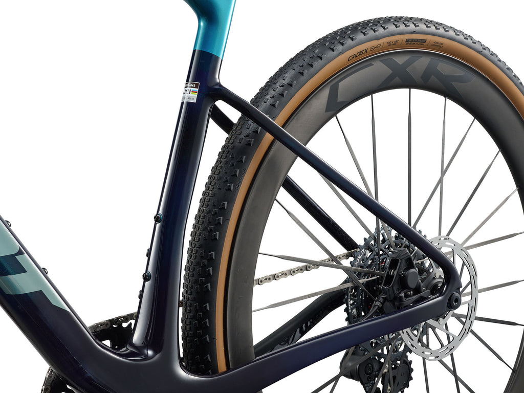 Giant Revolt Advanced SL 2 2027