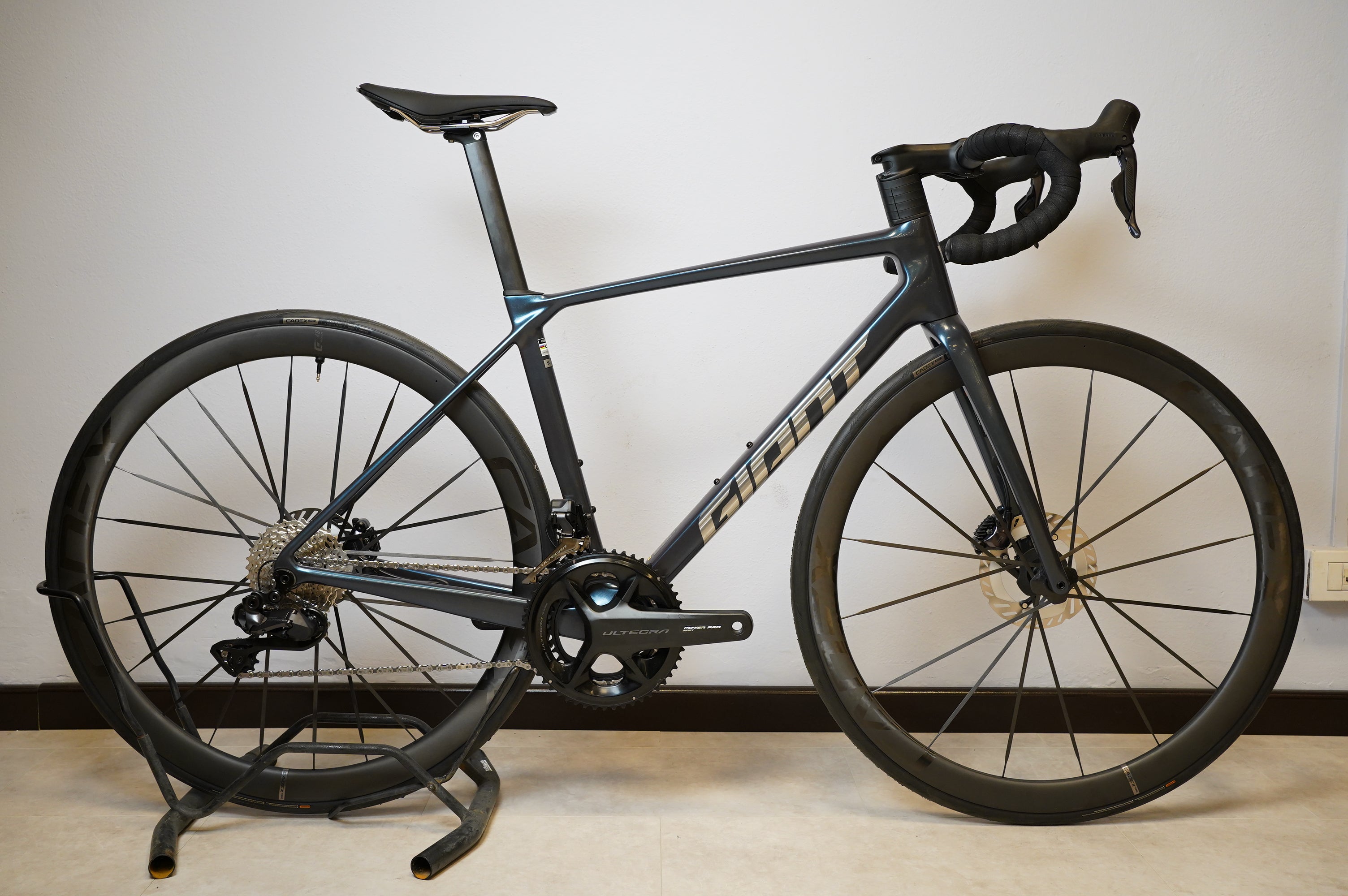 Giant TCR Advanced Pro 0 2025 CUSTOM CADEX