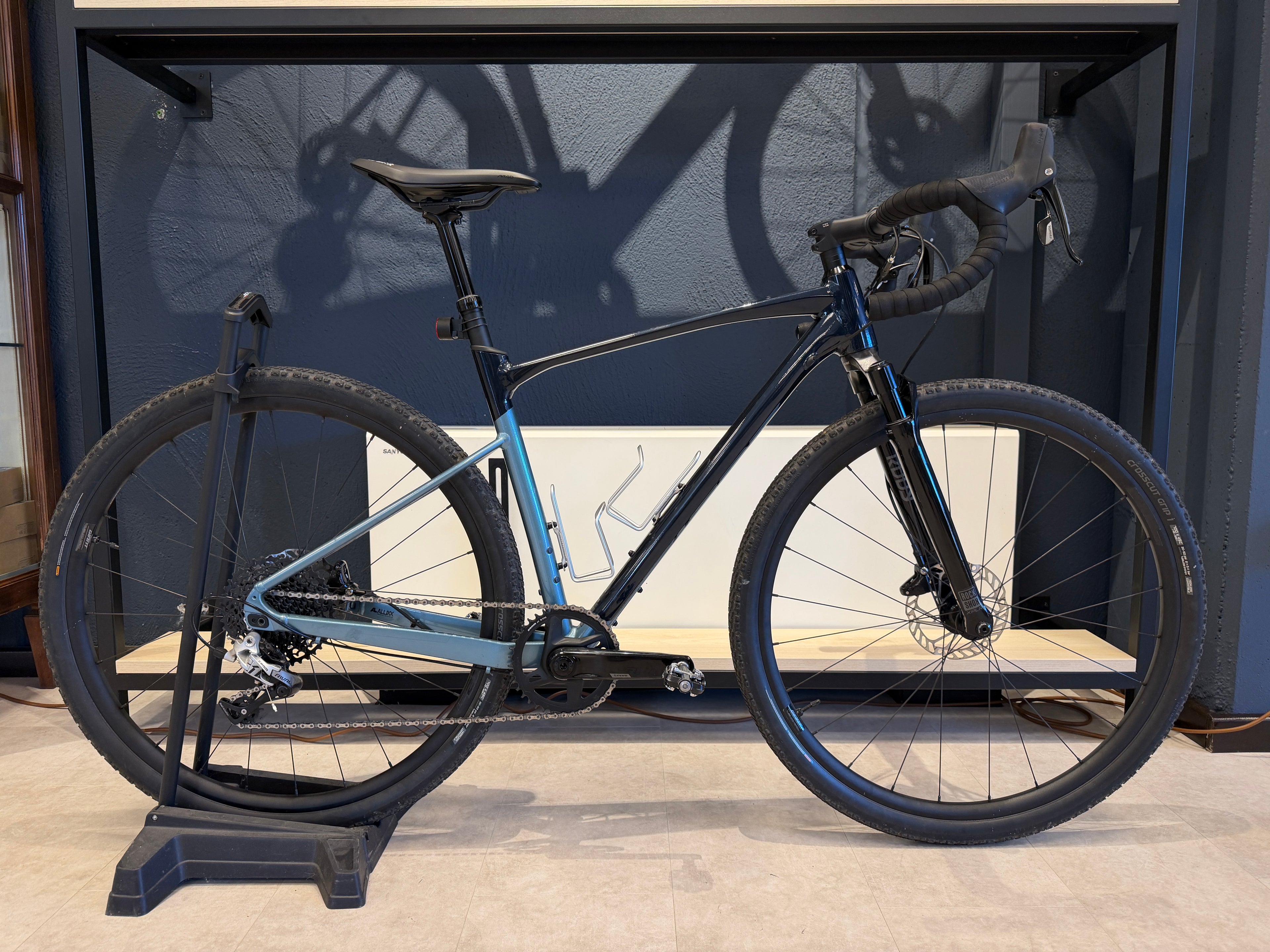 Giant Revolt X 1 2023