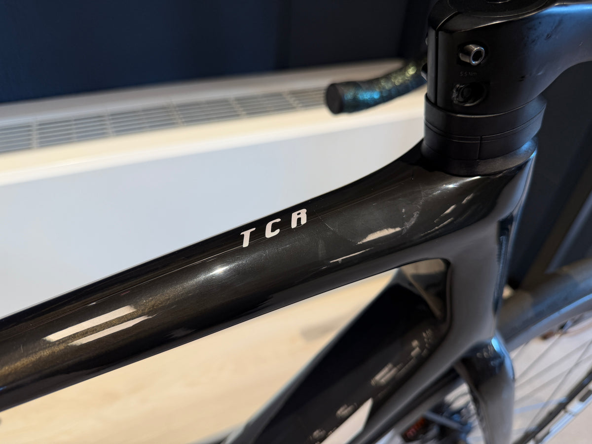 TCR Advanced SL custom 2024
