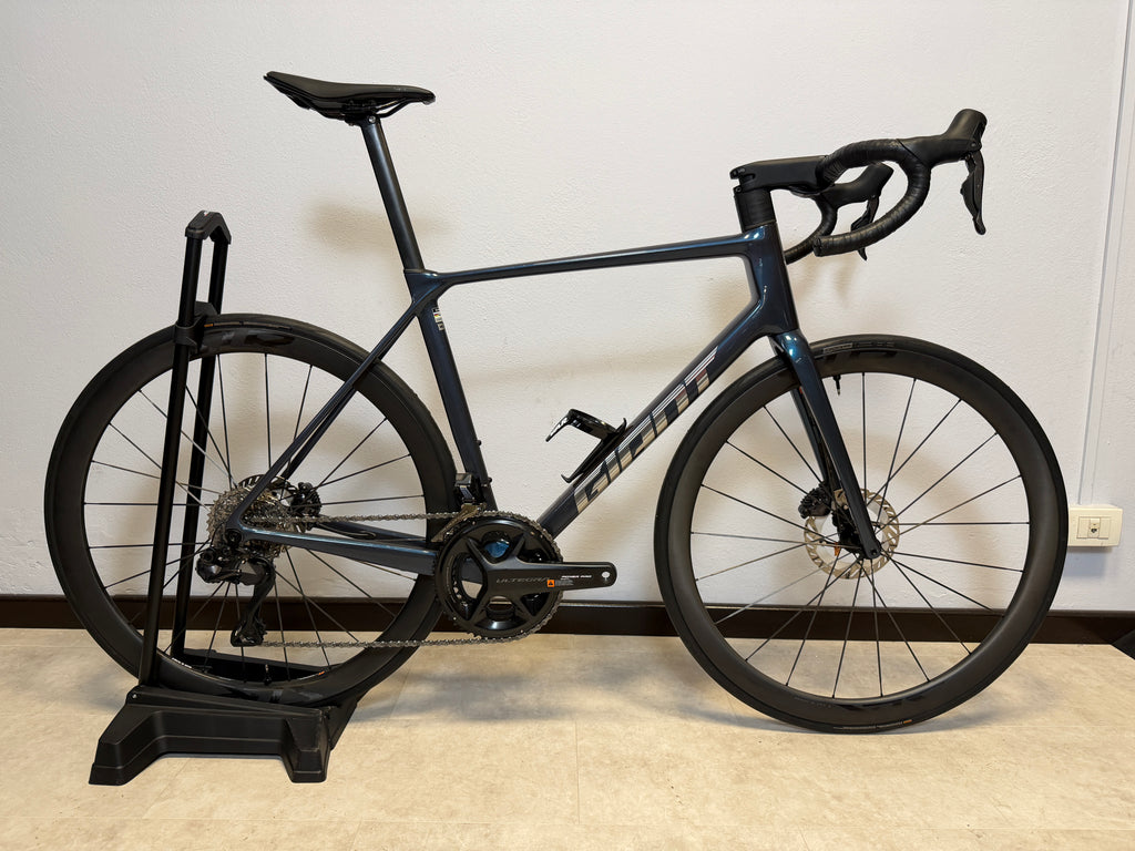 Giant TCR Advanced Pro 0 Di2 2025