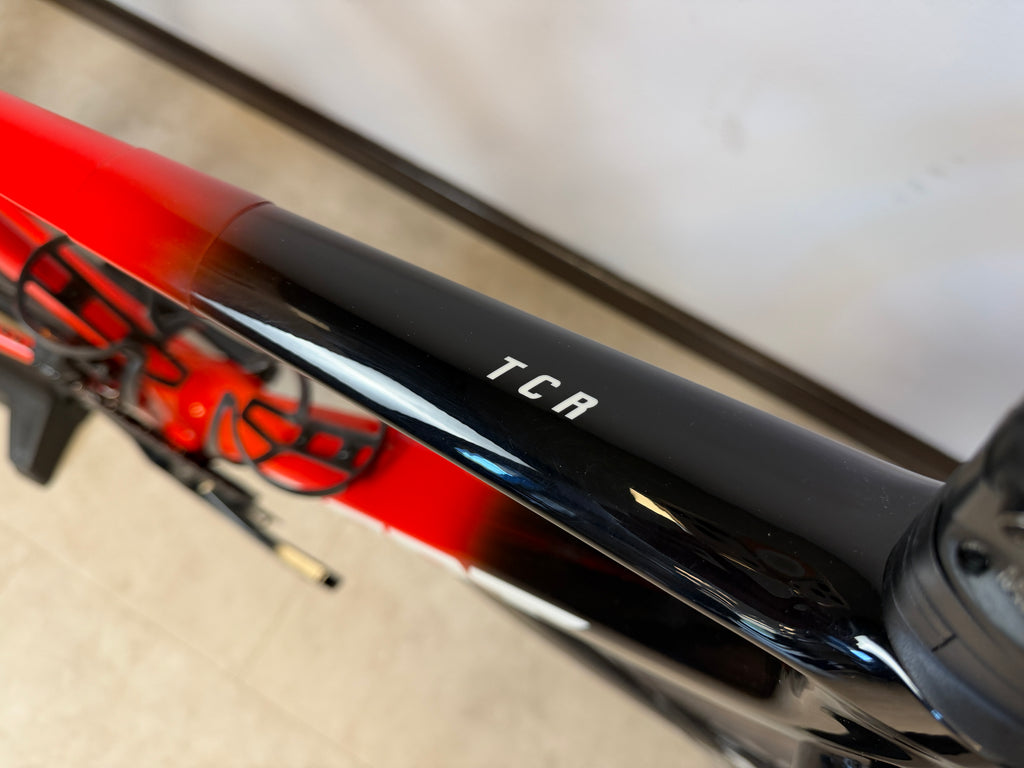 Giant TCR Advanced Pro (Dura-Ace) 2026
