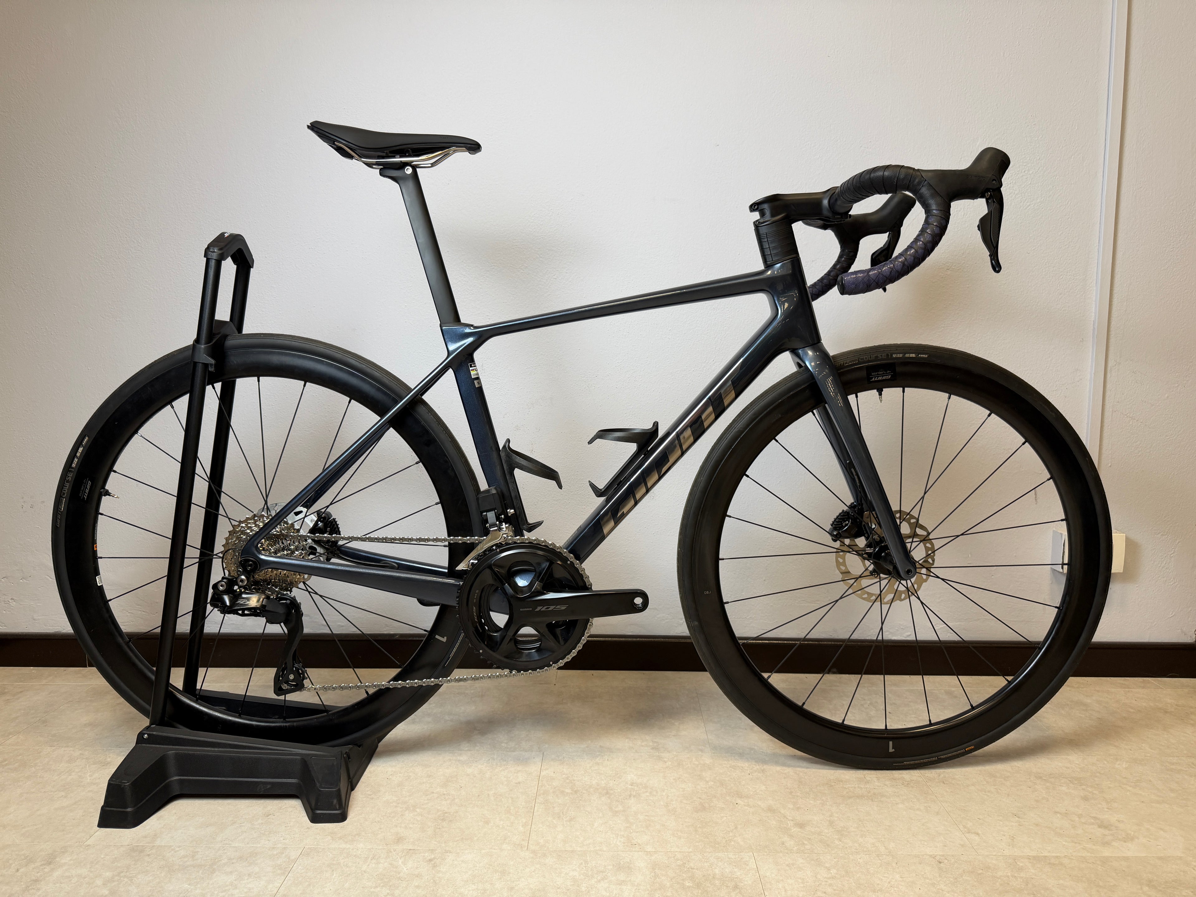 TCR Advanced Pro 1 2026 custom