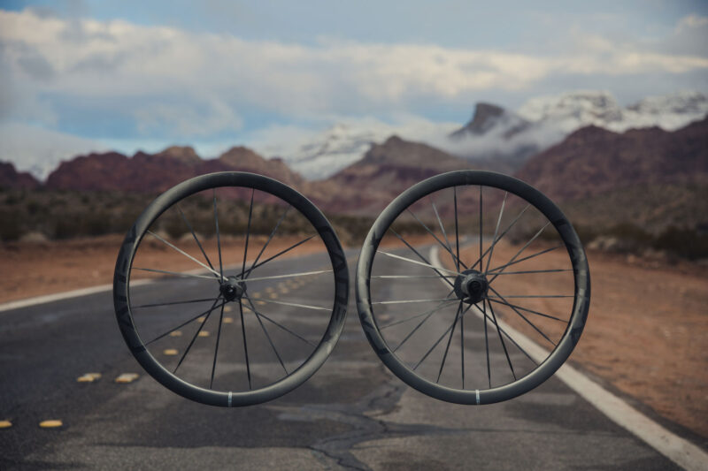 CADEX Max 40 Disc Tubeless - immagine 3