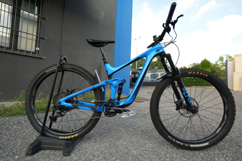 Giant Reign Advanced Pro 29 2 2020 tg. S